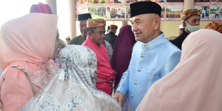 Bupati Saipul Mbuinga Gelar Open House di Suasa Hari Yang Fitri