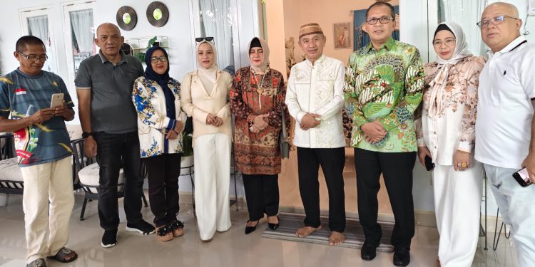 Bupati Pohuwato Terima Kunjungan Silaturahmi Mantan Wali Kota Makasar